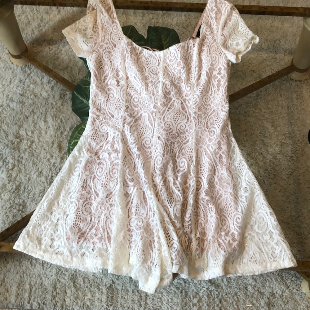 NWT Forever 21 lacy lace-up dress-looking romper